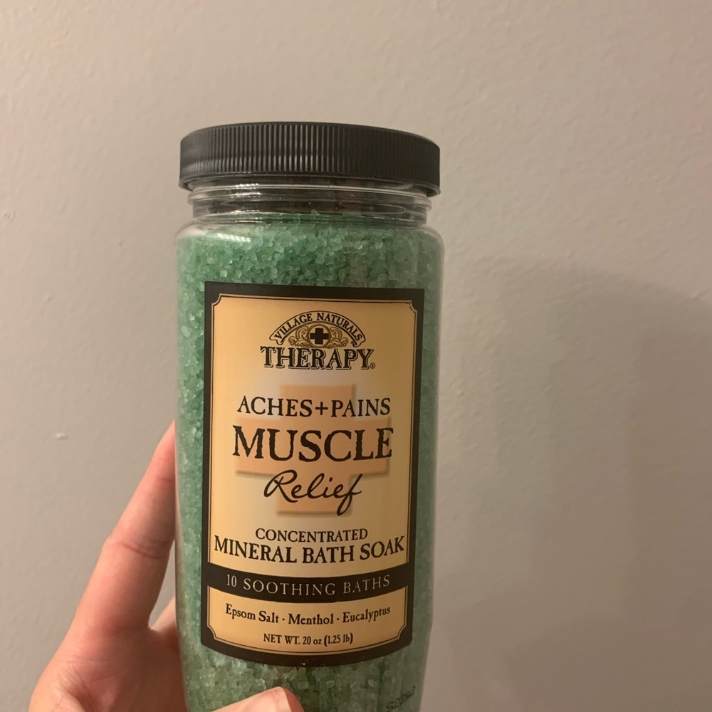 aches & pains muscle relief. concentrated minerals bath soak